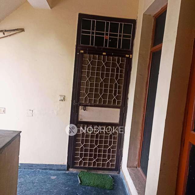 2 BHK Flat In Geeta Apartment,palamvihar Extn. For Sale  In Acp Udyog Gurugram