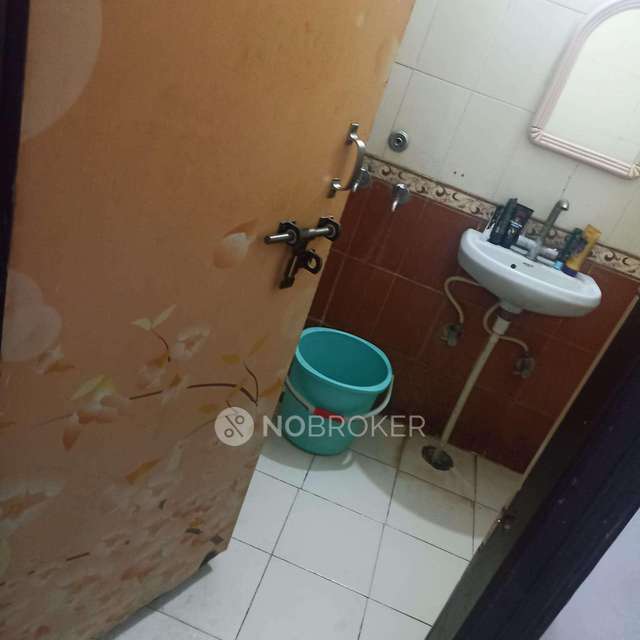 2 BHK Flat In Geeta Apartment,palamvihar Extn. For Sale  In Acp Udyog Gurugram