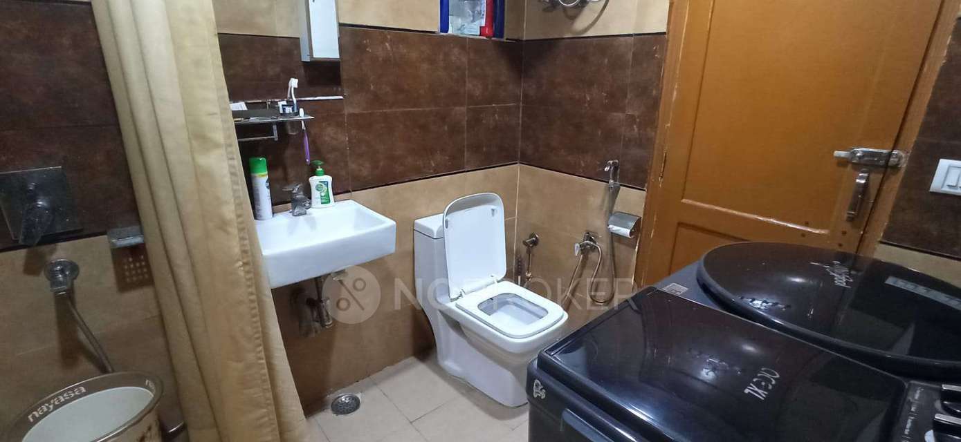 4 BHK Flat In Kumudi Apartments For Sale  In Nasirpur