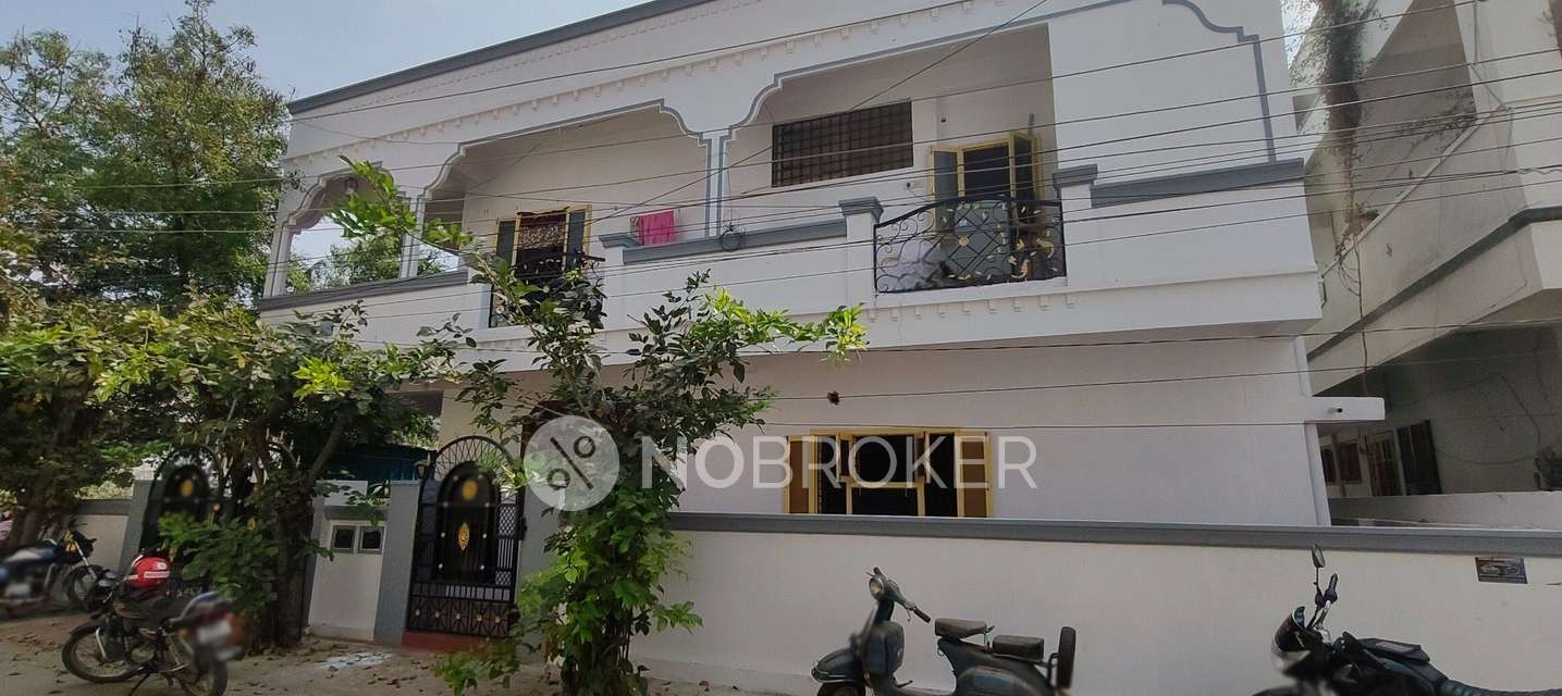4+ BHK House For Sale  In Temple Alwal