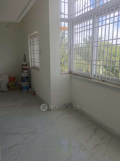 Showroom in Chitlapakkam, Chennai for Rent 