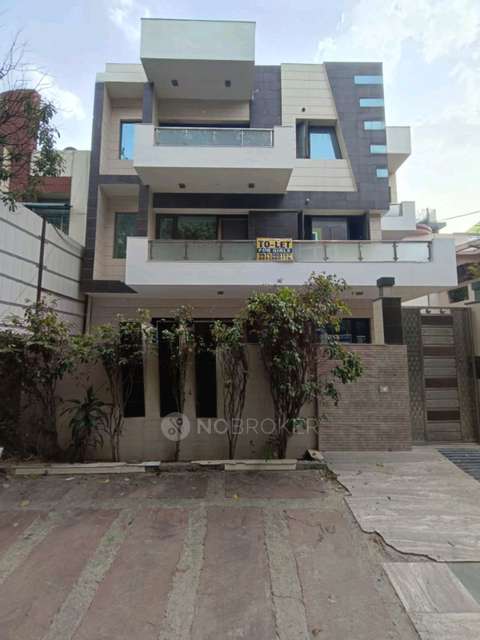 PG for Girls in Sector 31