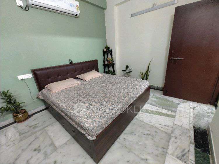 2 BHK Flat In Rajapushpa Apartment For Sale  In Attapur