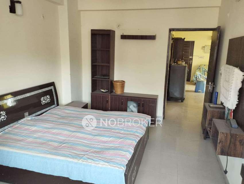 2 BHK Flat In Devika Skypers For Sale  In Raj Nagar 