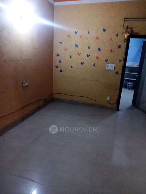 2 BHK Flat In Ashoka Enclave For Sale  In Sector 34