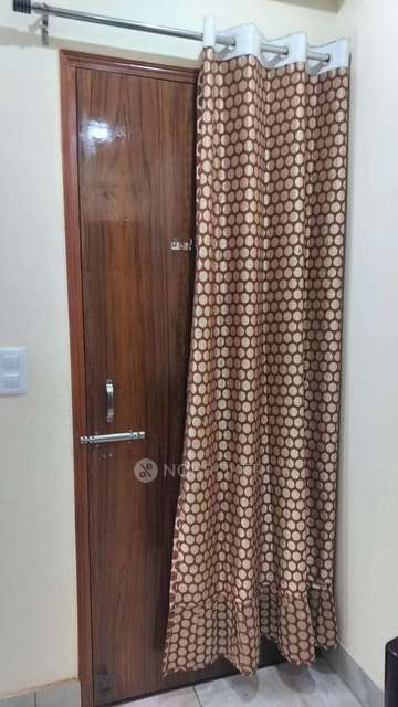 PG for Girls in Phi Iii