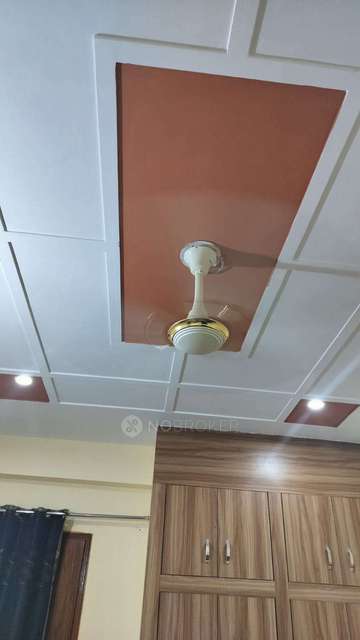 PG for Girls in Phi Iii