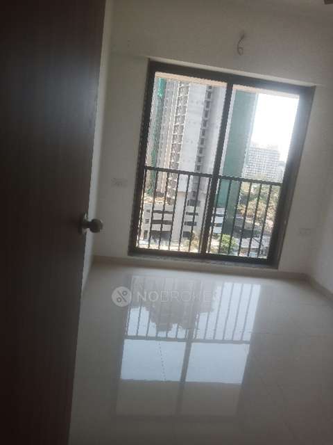 2 BHK Flat In Parinee Essence For Sale  In Kandivali West