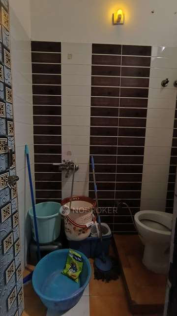 2 BHK Flat In Builder Floor For Sale  In Indirapuram