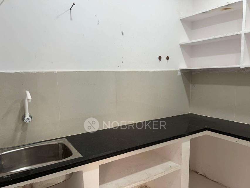 1 RK Flat In Radiance Of Lotus for Rent  In Ameenpur