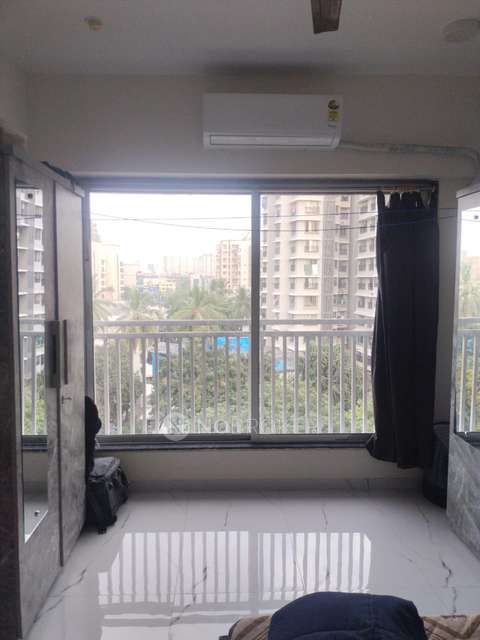 2 BHK Flat In Vraj One For Sale  In Andheri West
