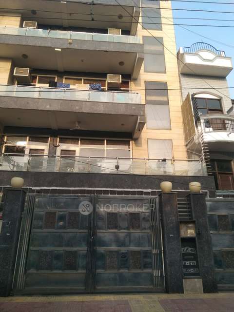 PG for Girls in Sector 52