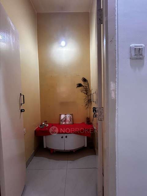 3 BHK Flat In Laurel Residency, Radha Nagar For Sale  In Laurel Residency
