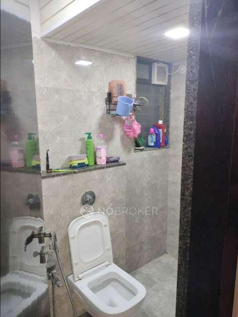 1 BHK Flat In Parinee Essence For Sale  In Kandivali West