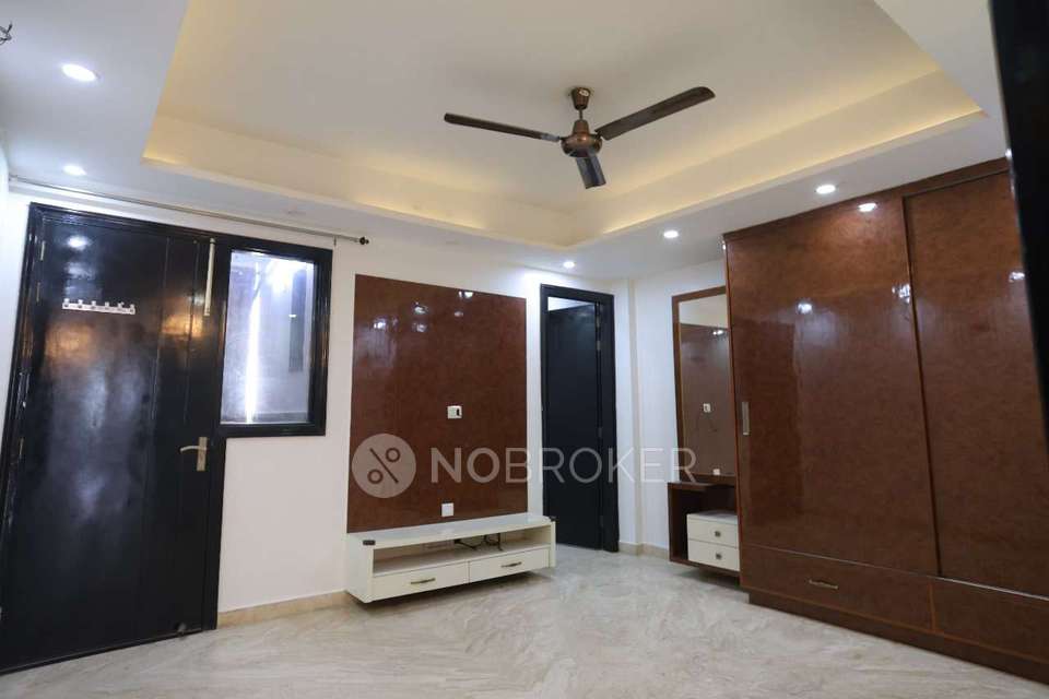 4 BHK Flat In Ambica Vihar For Sale  In Paschim Vihar