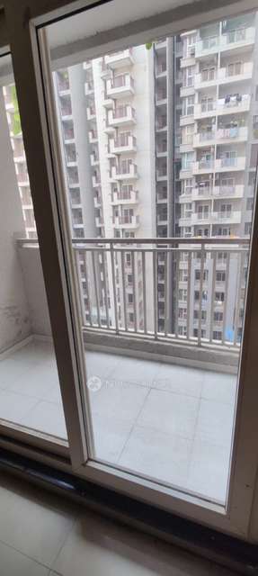 3 BHK Flat In Shri Radha Sky Gardens For Sale  In Shri Radha Sky Gardens