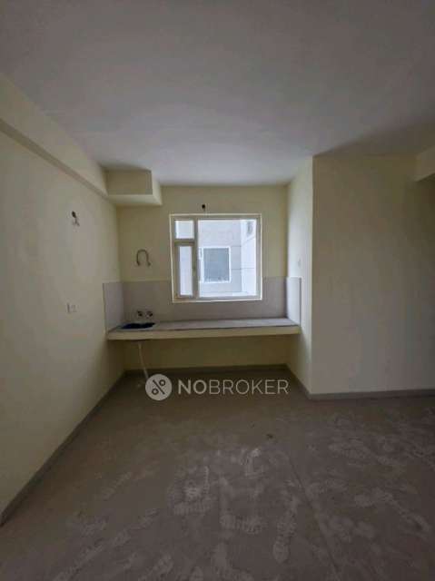 2 BHK Flat In Pyramid Elite, Sector 86 For Sale  In Sector 86