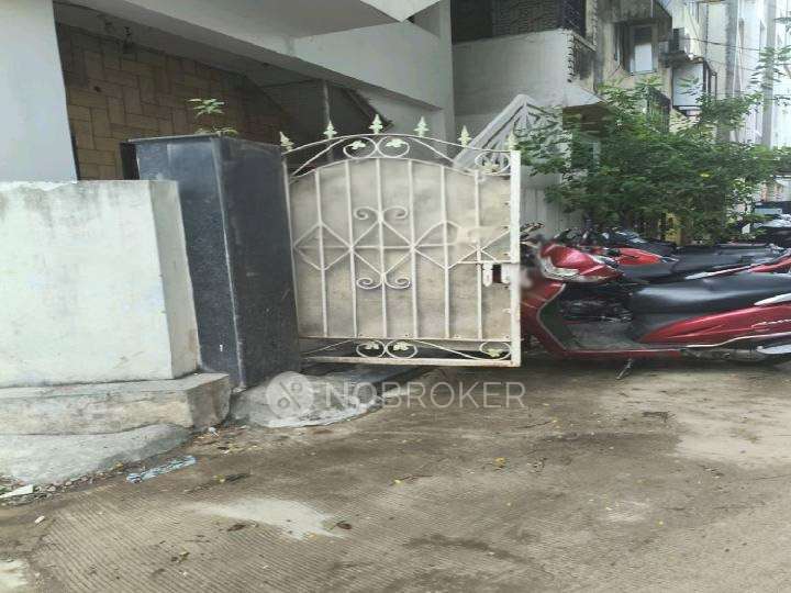 1 BHK Flat In Standalone Buil for Rent  In Sanjeeva Reddy Nagar