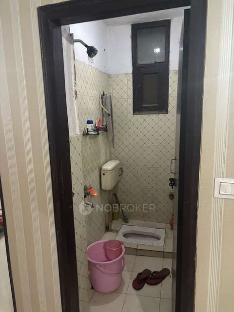2 BHK Flat In Jamia For Sale  In Okhla