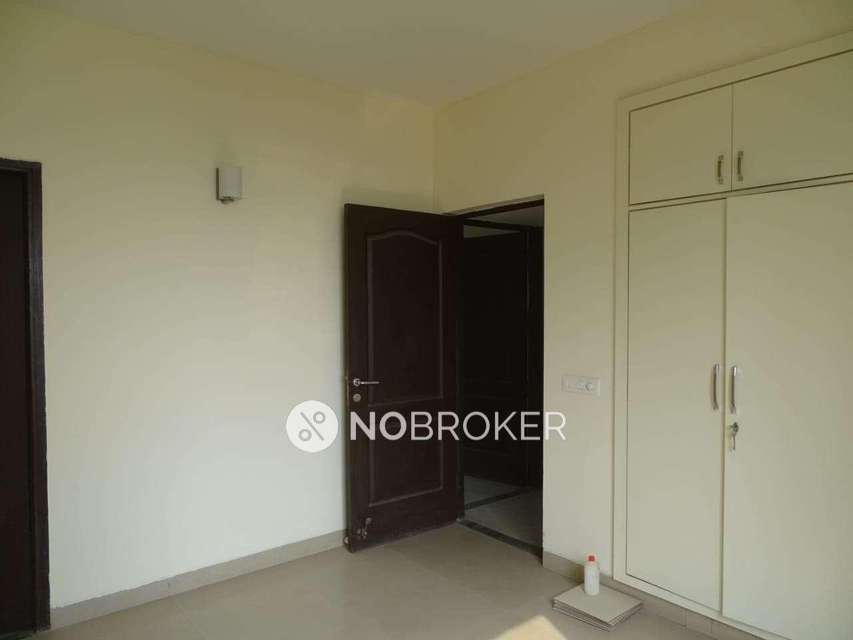 3 BHK Flat In Unitech Uniworld Garden 2 For Sale  In Sector 47