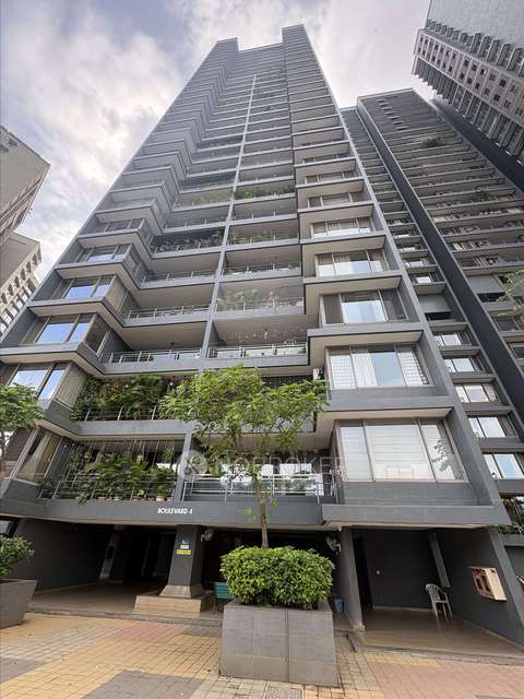 3 BHK Flat In Wadhwa The Address, Ghatkopar West For Sale  In Ghatkopar West