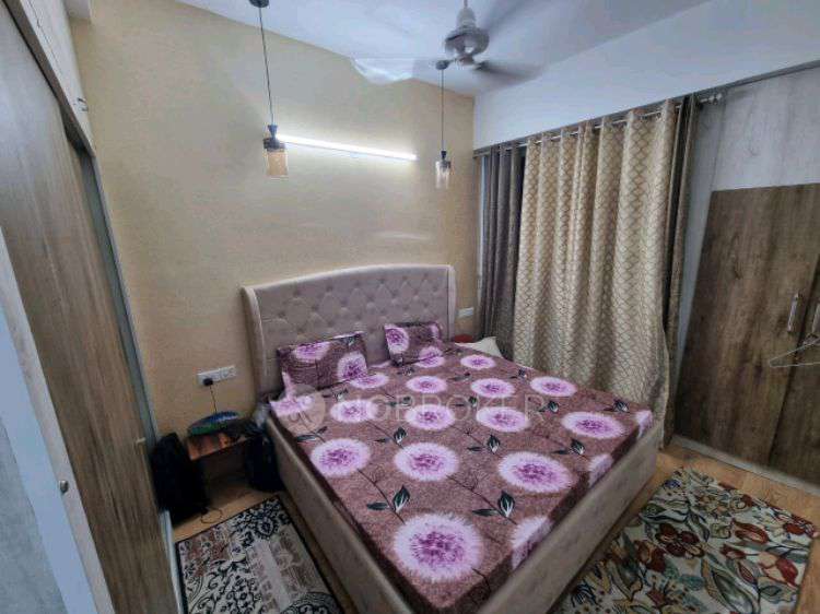 PG for Anyone in Prateek Grand Carnesia