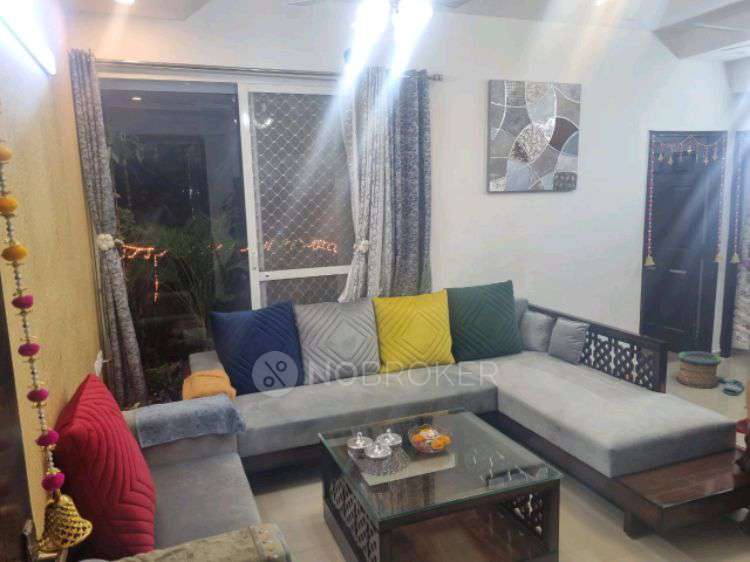 PG for Anyone in Prateek Grand Carnesia