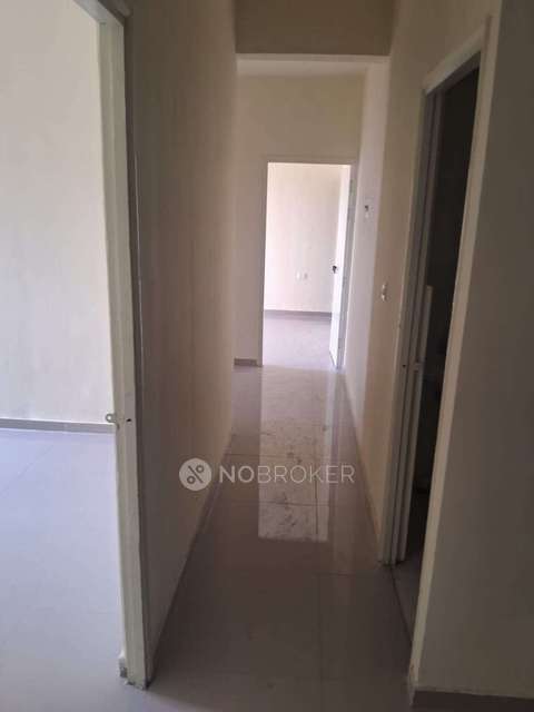 2 BHK Flat In Pyramid Pride For Sale  In Sector 76