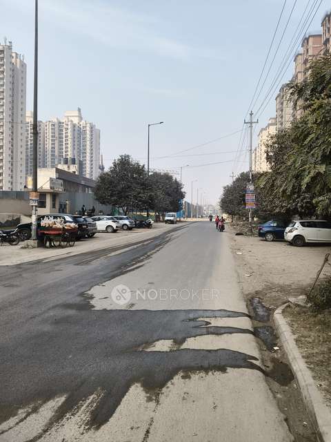 3 BHK Flat In Prateek Wisteria For Sale  In Sector 77