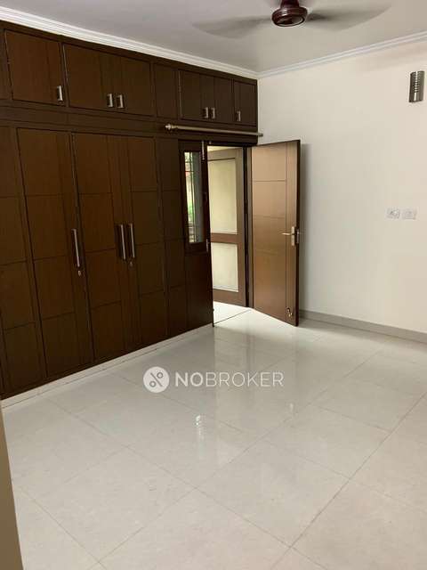 3 BHK Flat In Sarita Vihar for Rent  In Sarita Vihar