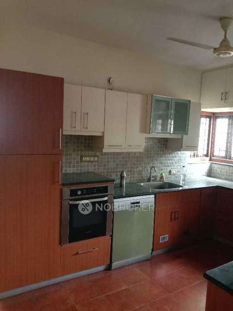 4+ BHK House For Sale  In Navarathan Gardens