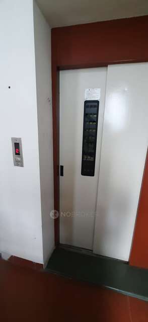 2 BHK Flat In Medavakkam For Sale  In Medavakkam