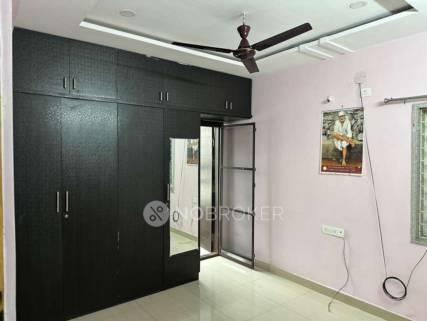 2 BHK Flat In Sri Lakshmi Shubham Arcade Spoorthy For Sale  In Chanda Nagar