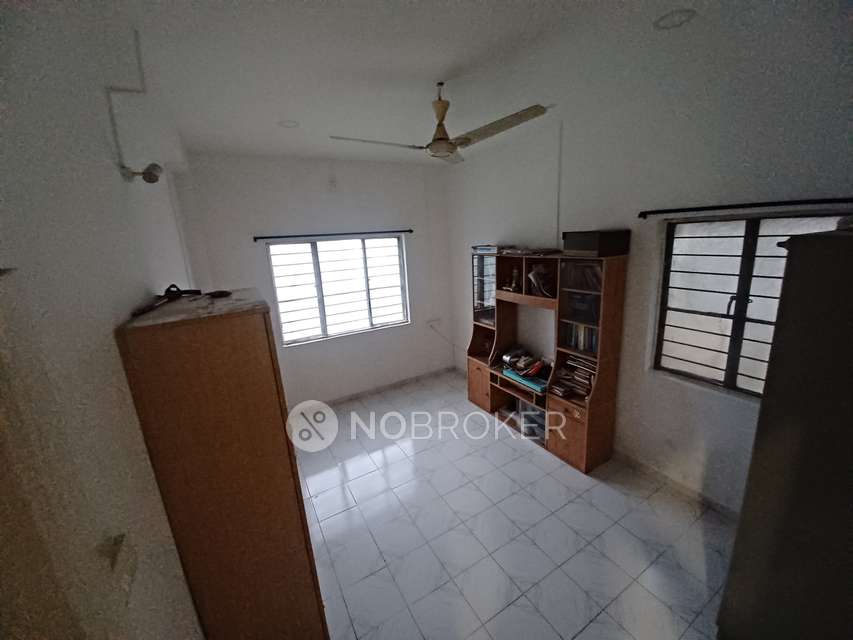 Commercial Property in Shivajinagar, Pune for Rent 