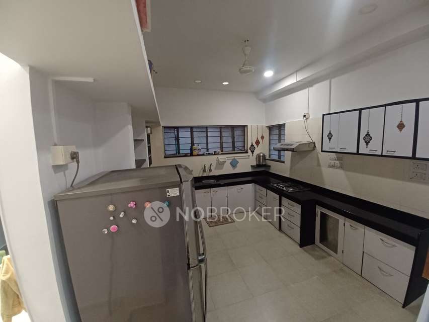 Commercial Property in Shivajinagar, Pune for Rent 