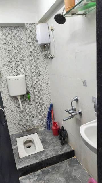 1 BHK Flat In Nirban Bismillah Elite. For Sale  In Nagpada