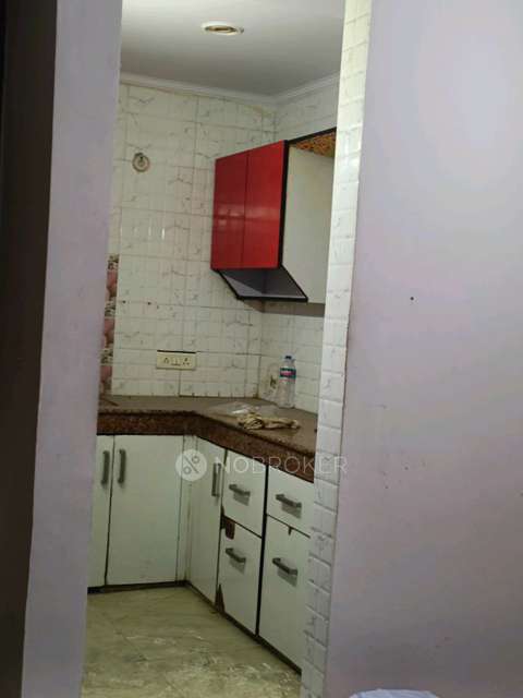 2 BHK Flat In Sb For Sale  In Kalkaji