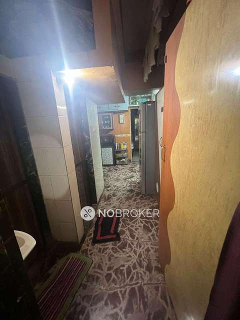 1 BHK Flat In Nalanda Building Malad For Sale  In Malad East