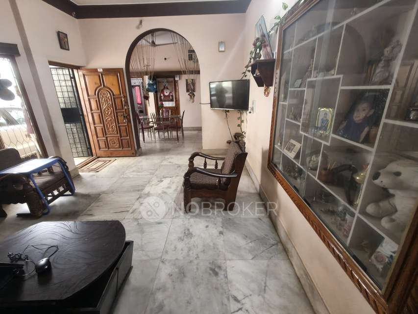 2 BHK House for Rent  In 3rd Main Road