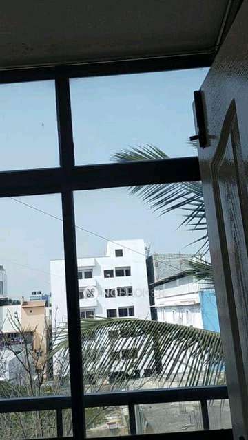 2 BHK Flat In Vishwa Vallabha Apartment For Sale  In Jp Nagar