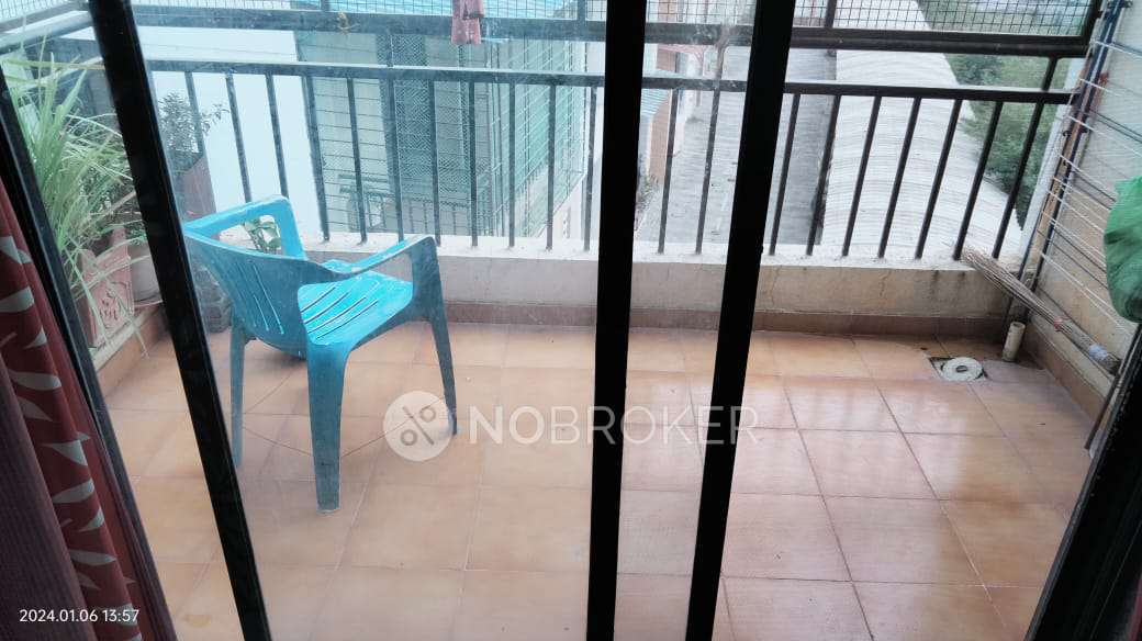 2 BHK Flat In Utsav Chs For Sale  In Kirkatwadi