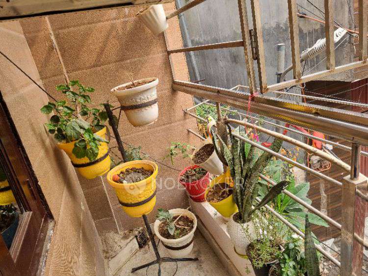 2 BHK Flat For Sale  In Dashrath Puri