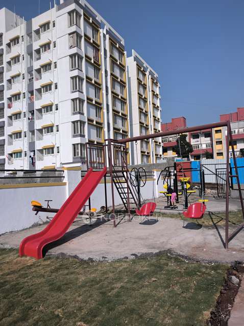 2 BHK Villa In Swapnapurti Building for Rent  In Kirkatwadi