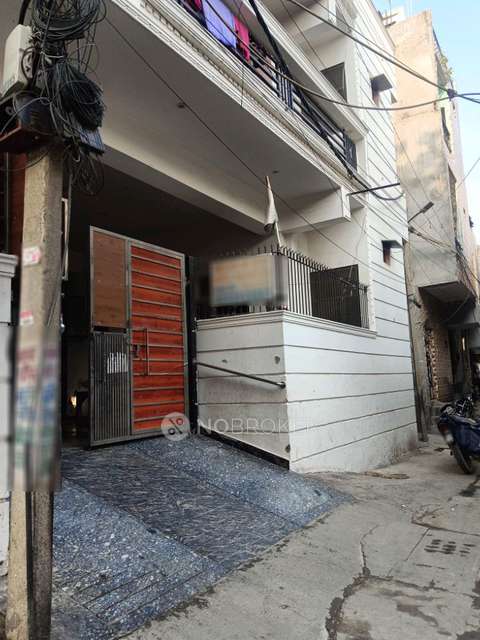 1 RK House for Rent  In  Mithapur