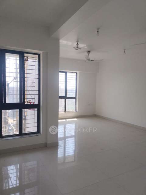 2 BHK Flat In Sunteck Gilbird Chsl For Sale  In Andheri  West