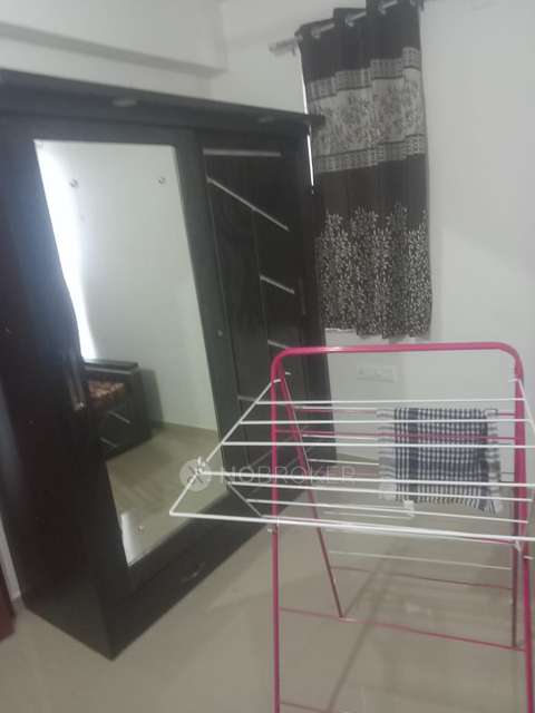 3 BHK Flat In Skyi Star Town for Rent  In Skyi Star Town Tower-5