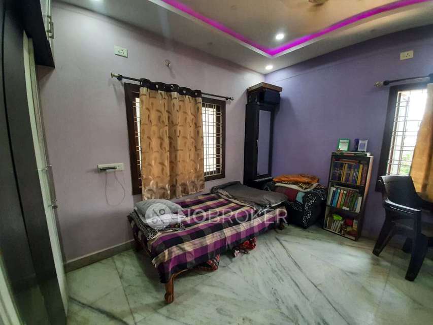 2 BHK Flat In Yeshwanth Residency For Sale  In Pragathi Nagar, Kukatpally, Hyderabad, Telangana, India