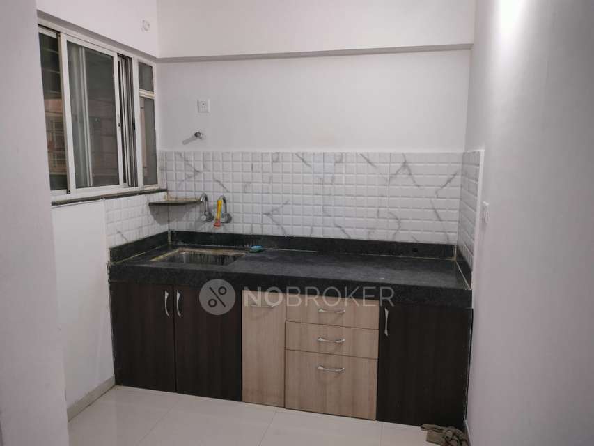 1 BHK Flat In Majestique Aqua for Rent  In Fursungi