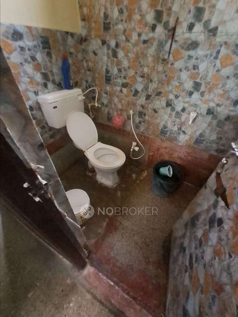 2 BHK Flat In Sai Sadan Apartment For Sale  In Moula Ali