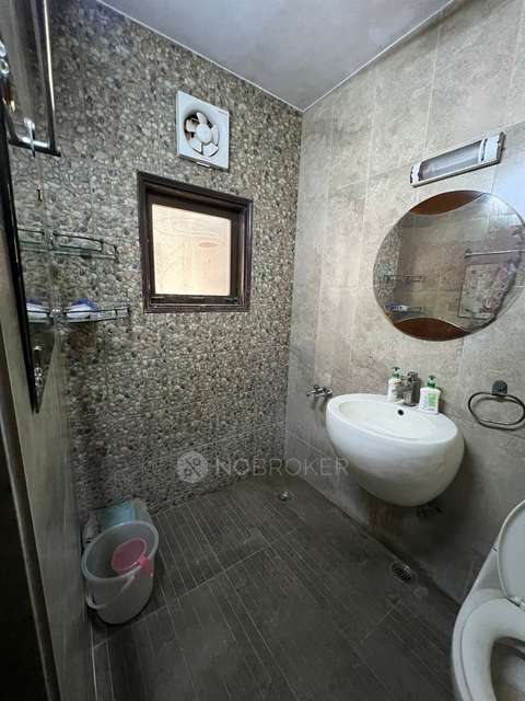 3 BHK Flat In Essel Apartments, Punjabi Bagh For Sale  In Punjabi Bagh